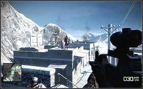 Pod Tobą rozpościera się widok na zasypane śniegiem miasteczko - Rozdarcie nieba | Opis przejścia Battlefield Bad Company 2 - Battlefield: Bad Company 2 - poradnik do gry