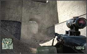 Brama do twierdzy jest zawalona, ale na prawo od niej znajduje się nie pilnowane przejście do wyschniętego kanału - Sangre Del Toro (1) | Opis przejścia Battlefield Bad Company 2 - Battlefield: Bad Company 2 - poradnik do gry