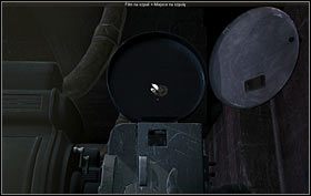 Teraz zajmij się projektorem (zbliżenie) - Blake Avenue, Nowy Jork (cz. 2) - Opis przejścia - 19.10.2009 - Art of Murder: Karty Przeznaczenia - poradnik do gry