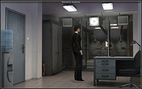 Drugie drzwi od lewej to strzelnica - Biuro terenowe FBI - Bronx, Nowy Jork (cz. 1) - Opis przejścia - 20.10.2009 - Art of Murder: Karty Przeznaczenia - poradnik do gry