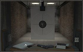 Jeśli Nicole uzna, że trzeba wymienić tarczę, wciśnij przełącznik po lewej (zbliżenie) - Biuro terenowe FBI - Bronx, Nowy Jork (cz. 1) - Opis przejścia - 20.10.2009 - Art of Murder: Karty Przeznaczenia - poradnik do gry