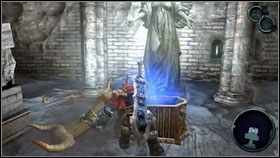 Po zabiciu demonów znajdujących się w środku [1] , otwieramy skrzynię z Beholders Key [2] - Twilight Cathedral (4) | Opis przejścia Darksiders - Darksiders - poradnik do gry