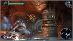 Po kilku krokach dojdziemy do niebieskiej bariery [1] , na której używamy zdobytego klucza - Twilight Cathedral (4) | Opis przejścia Darksiders - Darksiders - poradnik do gry
