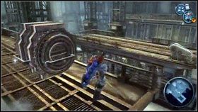 Chwytając skalny blok przytrzymujemy Y (jak mamy ubraną rękawice) - The Hollows (2) | Opis przejścia Darksiders - Darksiders - poradnik do gry