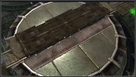 Idąc nowo odblokowanym przejściem dojdziemy do sporej sali - The Hollows (2) | Opis przejścia Darksiders - Darksiders - poradnik do gry