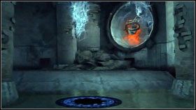 Ruszamy za naszym pomocnikiem [1] , wchodzimy do rury [2] i przygotowujemy się na naprawdę długą walką z demonami - Iron Conopy (3) | Opis przejścia Darksiders - Darksiders - poradnik do gry