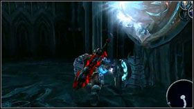 Gdy przeciwnik zginie [1] , kierujemy promień do niebieskiej kuli na dole (korzystamy oczywiście z Voidwalkera ) [2] - The Black Throne (6) | Opis przejścia Darksiders - Darksiders - poradnik do gry