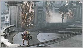 Rozpoczynając ostatnią fazę walki, przeciwnik będzie bardzo słaby, atakuj go jego własną bronią, jednocześnie unikając bycia złapanym w śmiertelny uścisk (jeśli do tego dojdzie, szybko wciskaj kółko) - Forum | Opis przejścia God of War III - God of War III - poradnik do gry