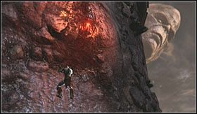 Kronos zmieni położenie i będziesz musiał wspiąć się po jego ręce - Jamy Tartaru i Kronos (1) | Opis przejścia God of War III - God of War III - poradnik do gry