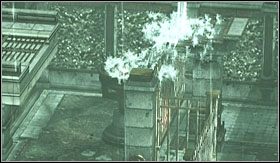 Po przejęciu kontroli nad bohaterem, spal pobliskie zarośla (odblokowując kolejny kielich) i wróć się do ruchomych schodów - Ogród Hery (2) | Opis przejścia God of War III - God of War III - poradnik do gry