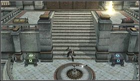 Po drugiej stronie znajdziesz kilka skrzyń , w tym tę od doświadczenia oraz z okiem gorgony [ - Ogród Hery (2) | Opis przejścia God of War III - God of War III - poradnik do gry