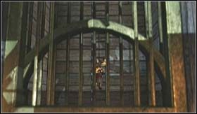 Przechodząc przez otwartą kratę, wejdź na drabinę i udaj się do góry - Labirynt (2) | Opis przejścia God of War III - God of War III - poradnik do gry