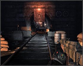 Zbadanie dolnej części konstrukcji byłoby możliwe #1 , lecz nie jest to wymagane (chyba że zależy Ci na zlikwidowaniu wszystkich sił wroga) - Front Line* (3) | Opis przejścia Metro 2033 - Rozdział 4 - Metro 2033 - poradnik do gry