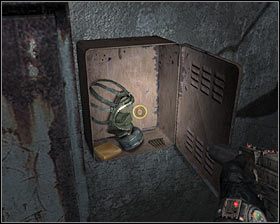 Powróć do miejsca startu, skieruj się prosto i wejdź do znajdującego się na wprost pomieszczenia #1 - Trolley Combat | Opis przejścia Metro 2033 - Rozdział 4 - Metro 2033 - poradnik do gry