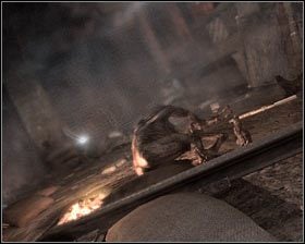 Prędzej czy później pozostaniesz sam na polu bitwy #1 , w rezultacie czego jeszcze większą rolę odegra ciągłe przemieszczanie się i powstrzymywanie bestii przed okrążeniem głównego bohatera - Defense* (1) | Opis przejścia Metro 2033 - Rozdział 4 - Metro 2033 - poradnik do gry