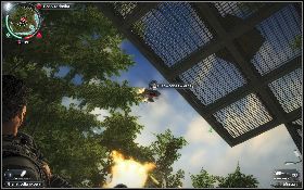 Przy jego pomocy rozpraw się z resztą żołnierzy na placu, a potem z kolejnymi falami atakujących, w tym z autami [1] - Zajęcie twierdzy (Chłopcy z zabawkami) | Opis przejścia - Ularowcy III - Just Cause 2 - poradnik do gry