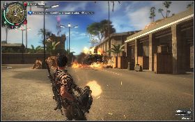 Na koniec, główną bramą w opancerzonym wozie, wjedzie na plac dowódca twierdzy [1] - Zajęcie twierdzy (Druga poprawka) | Opis przejścia Just Cause 2 - Żniwiarze II - Just Cause 2 - poradnik do gry