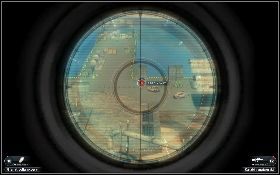 Weź karabin snajperski i zlokalizuj wrogiego oficera [1] - Szersza perspektywa | Opis przejścia Just Cause 2 - Żniwiarze II - Just Cause 2 - poradnik do gry