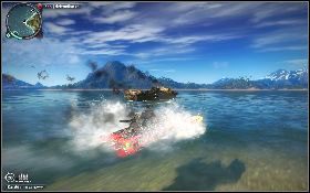 Kiedy się do niego zbliżysz, ten będzie próbował uciekać i jednocześnie cię ostrzeliwać - Blokada informacji | Opis przejścia Just Cause 2 - Karaluchy IV - Just Cause 2 - poradnik do gry