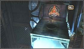 Znajdziesz tam obrotową korbę - obróć ją odsłaniając przełącznik - aMAZEd - sekretne trofeum (2) | Trofea w God of War III - God of War III - poradnik do gry