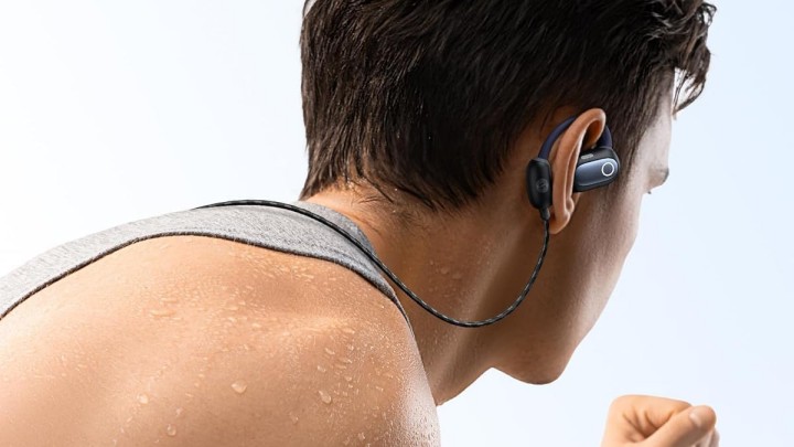 Źródło: Baseus; materiały promocyjne - Słuchawki Baseusa w edycji Bayernu Monachium tańsze o 35%. Nic dziwnego, że w miesiąc sprzedano ponad 300 sztuk - wiadomość - 2025-05-14