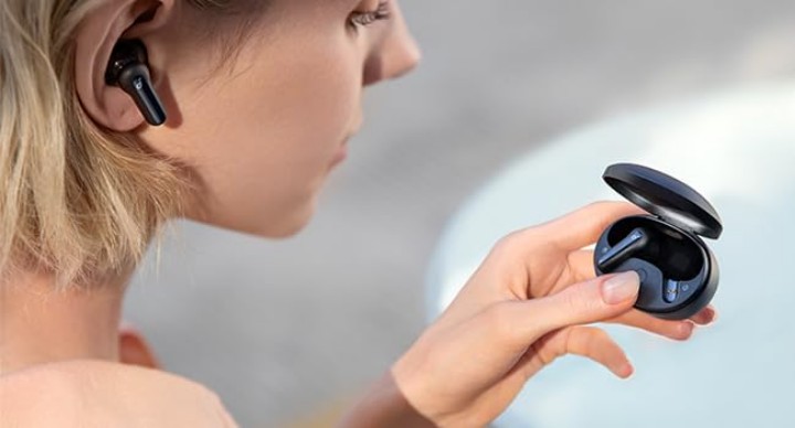 Źródło: Anker; materiały promocyjne - Amazon oszalał z tą okazją! Te malutkie słuchawki są tańsze o 43% i wytrzymają 30h grania - wiadomość - 2025-08-12