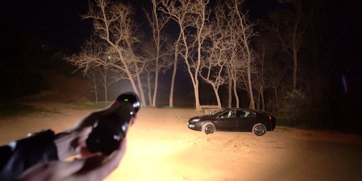 Przepala wszystko: Czy to jeszcze latarka, czy już palnik? - ilustracja #3