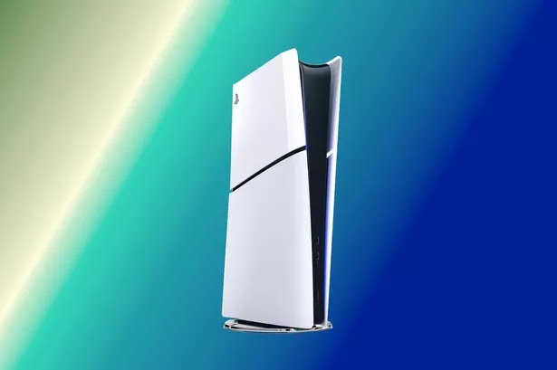 PlayStation 5 Slim. Źródło: The Mirror.
