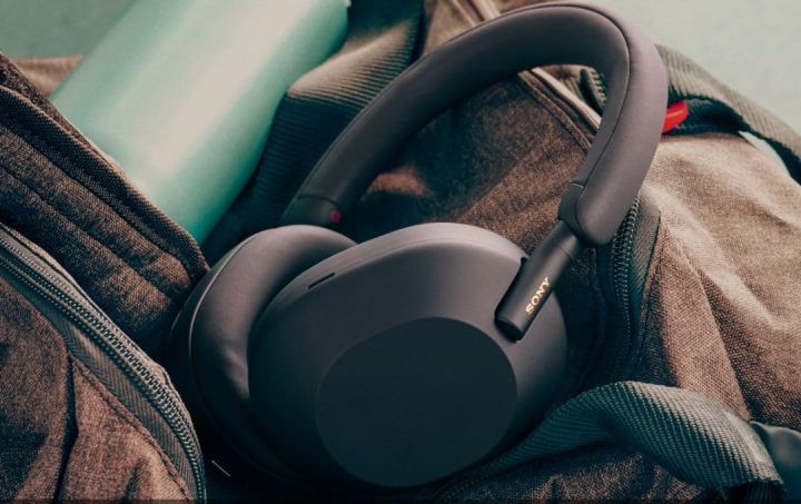 Źródło fot.: Sony. - Ten model Sony to „prawdziwa uczta” dla uszu. Do 30 godzin pracy na baterii i „bogate brzmienie” - teraz najkorzystniej na Amazonie - wiadomość - 2026-04-08