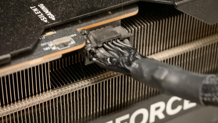 Źródło: PTT - Kot ostrzegł właściciela przed awarią RTX 4090, która mogła skończyć się tragedią - wiadomość - 2026-04-08