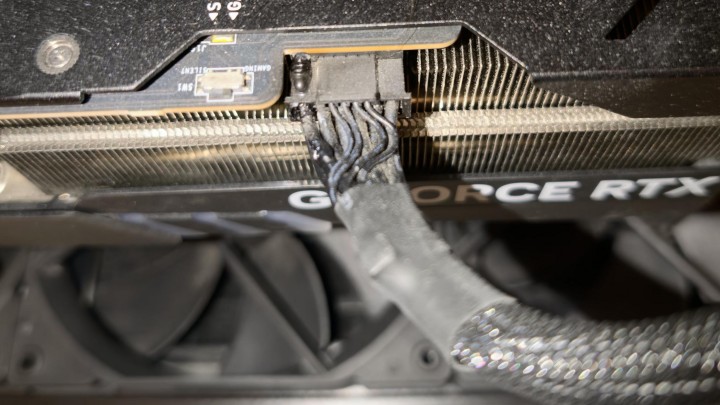 Źródło: PTT - Kot ostrzegł właściciela przed awarią RTX 4090, która mogła skończyć się tragedią - wiadomość - 2026-04-08