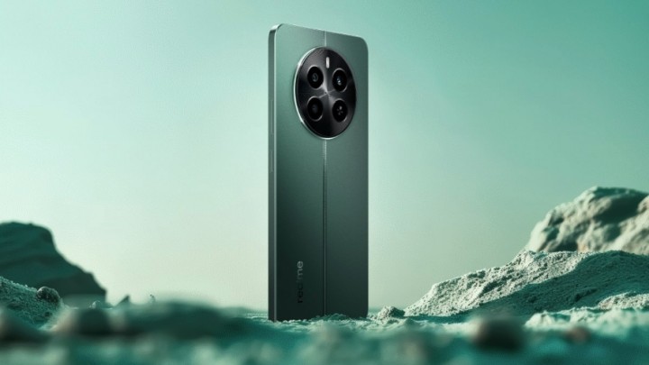 Źródło: realme; materiały promocyjne - W końcu znalazłem idealny smartfon dla mojego dziecka. Realme 12 z baterią 5000 mAh i ekranem o jasności maksymalnej 2000 nitów jest ponad 200 zł tańszy - wiadomość - 2024-09-09