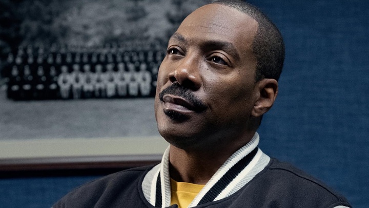 Gliniarz z Beverly Hills: Axel F, Mark Molloy, Netflix, 2024 - Po Schwarzeneggerze i Stallonie: teraz kolejna kultowa gwiazda filmów akcji kręci swój pierwszy serial telewizyjny - wiadomość - 2026-10-05