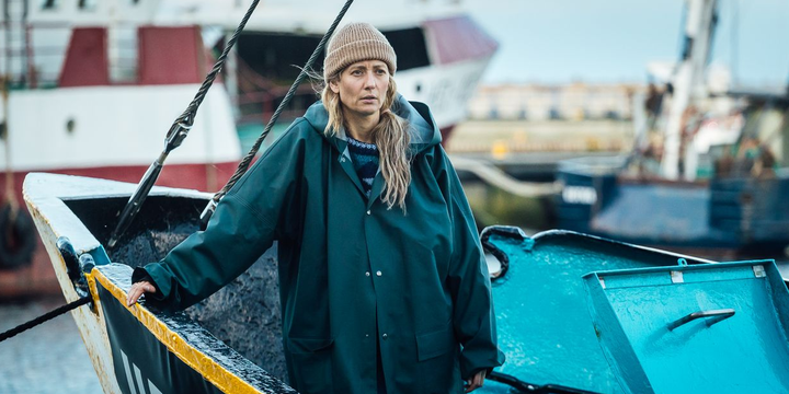 Scheda, Anna Kazejak, HBO Max, 2025 - Nowy polski serial kryminalny HBO Max może być hitem tego lata. Mroczna opowieść o rodzinnych sekretach na pierwszym zwiastunie i zdjęciach z gwiazdorską obsadą - wiadomość - 2025-06-24