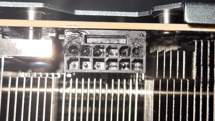 Złącze zasilania w RTX 4090 spłonęło, to może być większy problem - ilustracja #2
