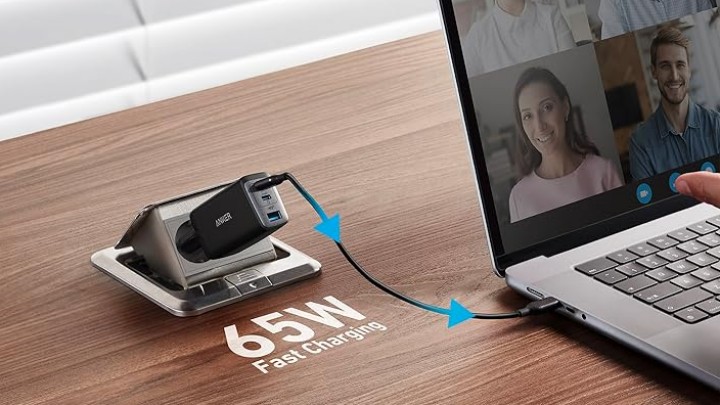 Źródło: Anker; materiały promocyjne - Prime Day 2025 Amazona szokuje tą okazją! To numer 1 wśród ładowarek, a teraz kupisz ją prawie 60% taniej - wiadomość - 2025-07-10