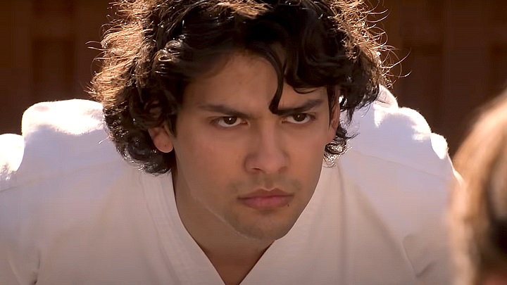 Xolo Mariduena w 6. sezonie Cobra Kai | Cobra Kai; Josh Heald, Jon Hurwitz i Hayden Schlossberg; Netflix, 2024 - Aktorski One Piece prawdopodobnie już znalazł swojego odtwórcę Ace'a w 2. sezonie. Może wyglądać znajomo - wiadomość - 2024-07-24