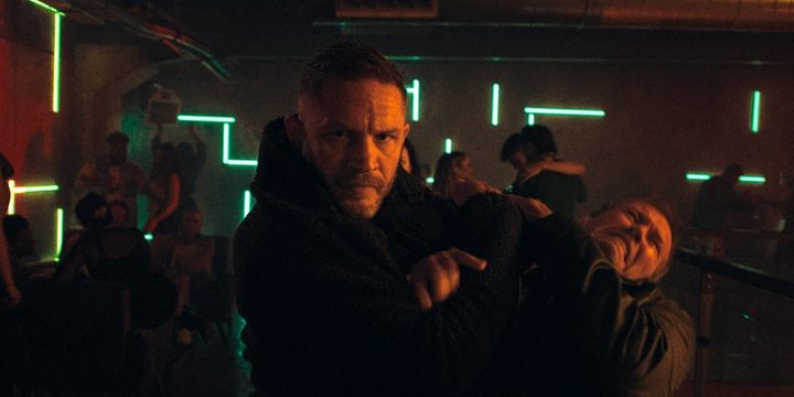 Chaos, Gareth Evans, Netflix, 2025 - Już za 2 dni na Netflixie zadebiutuje wysokooktanowy thriller akcji z Tomem Hardym. Krytycy zapowiadają, że Chaos to muskularne kino w najlepszym wydaniu - wiadomość - 2025-04-23