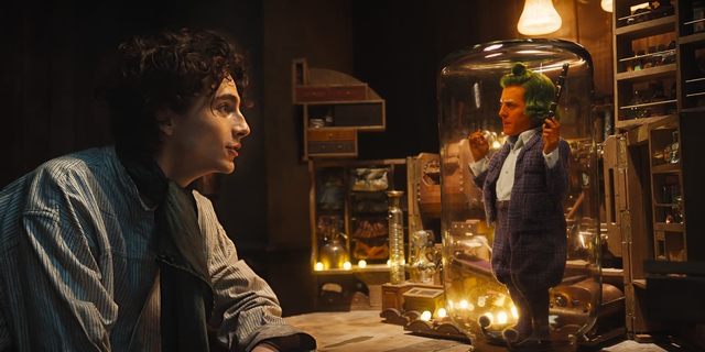 „Co oni mu do diabła zrobili?”. Nowa rola Hugh Granta mierzy się z krytyką - ilustracja #1