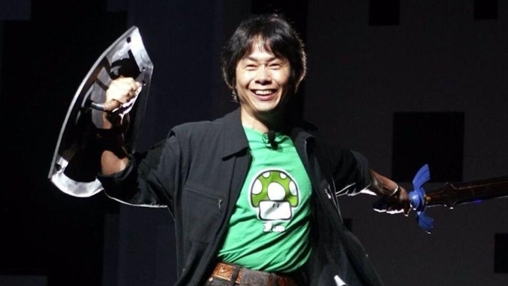 Shigeru Miyamoto na E3 2004. Źródło: E3 - Historyczna chwila dla gier wideo. Ojciec Mario wyróżniony najwyższym japońskim orderem - wiadomość - 2026-10-23