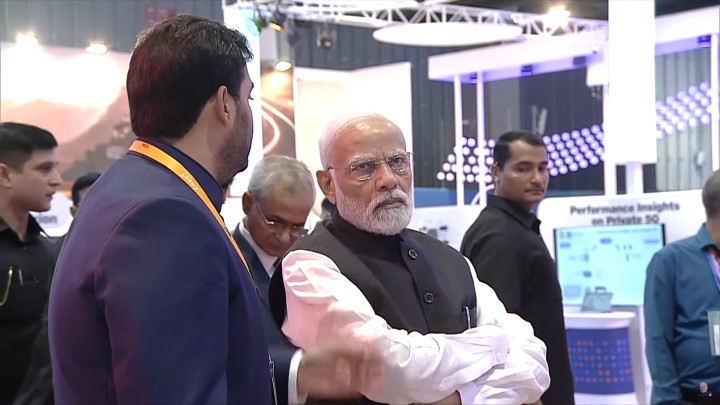 Smartfony wyprodukowane w Indiach mają zdominować świat - premier Modi kreśli odważną wizję - ilustracja #1