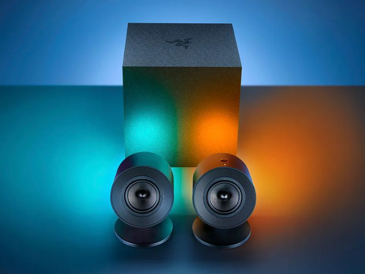 Źródło: Razer; grafika promocyjna - Amazon deklasuje konkurencję w Black Friday. Wypasione głośniki komputerowe przeszło 200 zł taniej! - wiadomość - 2024-11-29