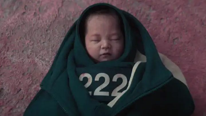 Squid Game, Hwang Dong-hyuk, Netflix, 2021 - Wyjaśnienie zakończenia 3. sezonu Squid Game - kto przeżywa i wygrywa? Znaczenie finału serialu Netflixa - wiadomość - 2025-06-30