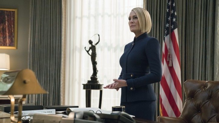 Pierwszy sezon House of Cards był hitem, który scementował dominującą pozycję Netfliksa na rynku VoD. - Dziś na Netfliksie debiutuje ostatni sezon House of Cards - wiadomość - 2018-11-02