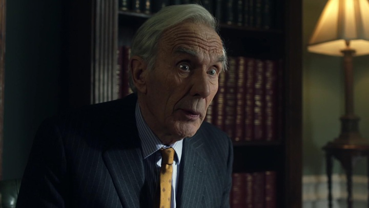 Richard Durden, który wcieli się w profesora Cuthberta Binnsa w serialu Harry Potter | Ghosts, BBC One, 2019 - Fani Harry’ego Pottera mogli o nim zapomnieć. Pominięty w filmach profesor Hogwartu pojawi się w serialu HBO Max - wiadomość - 2025-09-02