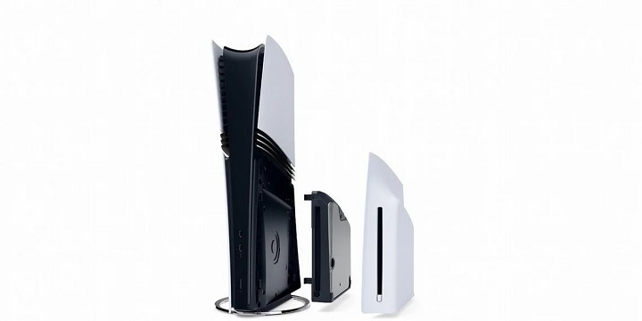 W standardowym wyposażeniu PlayStation 5 Pro próżno szukać napędu. Źródło: Sony Interactive Entertainment. - PS5 Pro vs. Xbox Series X - porównujemy specyfikacje konsol Sony i Microsoftu - wiadomość - 2025-07-02