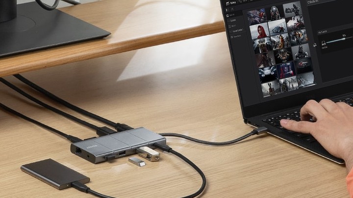 Źródło: Anker; materiały promocyjne - Takimi rabatami Amazona może otwierać każde wakacje. Za mniej niż 200 zł gadżet, który rozwiązuje problemy nowych laptopów - wiadomość - 2025-07-02