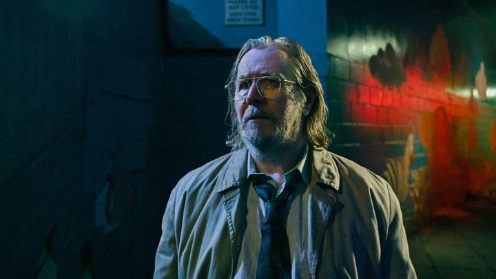 Kulawe konie, Will Smith, Apple, 2025 - Genialny serial szpiegowski Apple TV+ z Garym Oldmanem powróci z  5. sezonem szybciej, niż oczekiwano. Nowe odcinki trzymających w napięciu Kulawych koni mają teaser i datę premiery - wiadomość - 2025-06-04