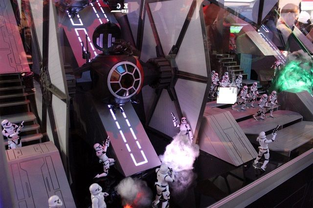 Star Wars: The Force Awakens - filmowcy prezentują nagranie z produkcji - ilustracja #4