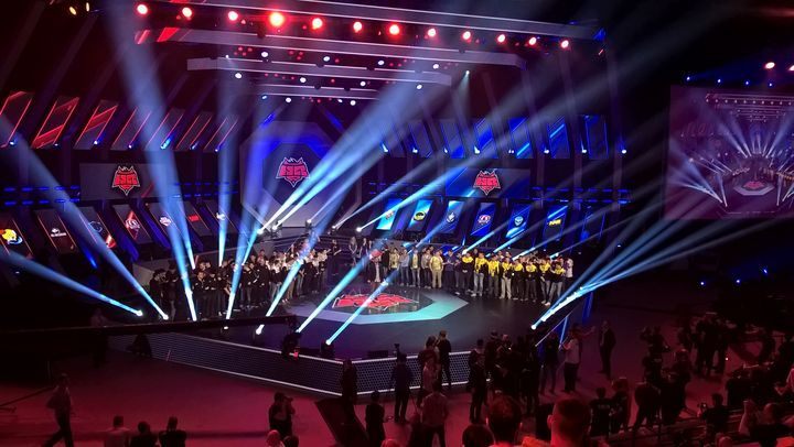 To jednak z najefektowniejszych scen, jakie miałem ostatnio okazję oglądać. - The Grand Finals 2016 - podsumowanie pierwszego dnia mistrzostw w World of Tanks - wiadomość - 2016-04-09